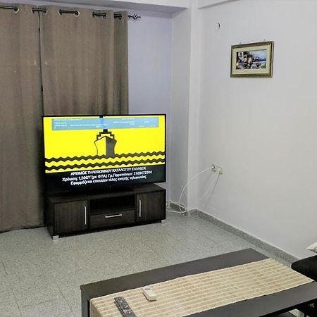 Adonis Villa 考特索纳里 外观 照片